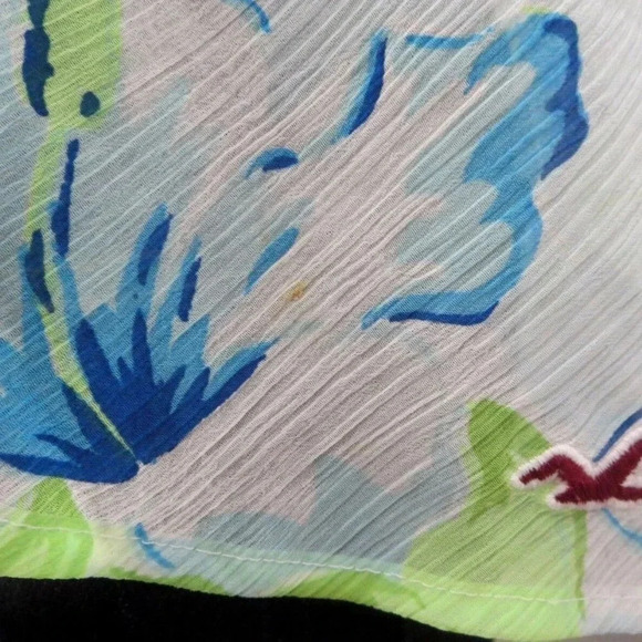 Hollister Floral Sheer Top Size Small Chiffon - Picture 7 of 7